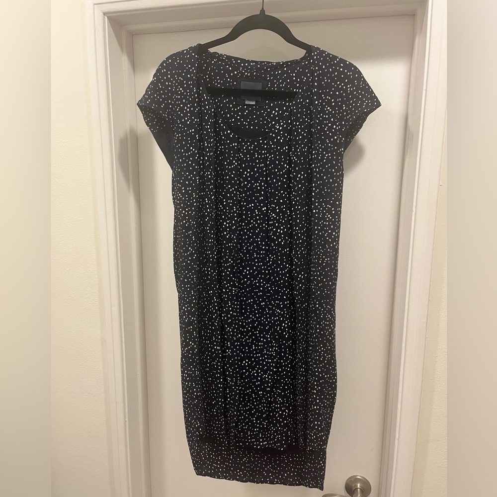 Maeve dress. Excellent condition. Knee length with Hi-Low hem. Fully lined.
